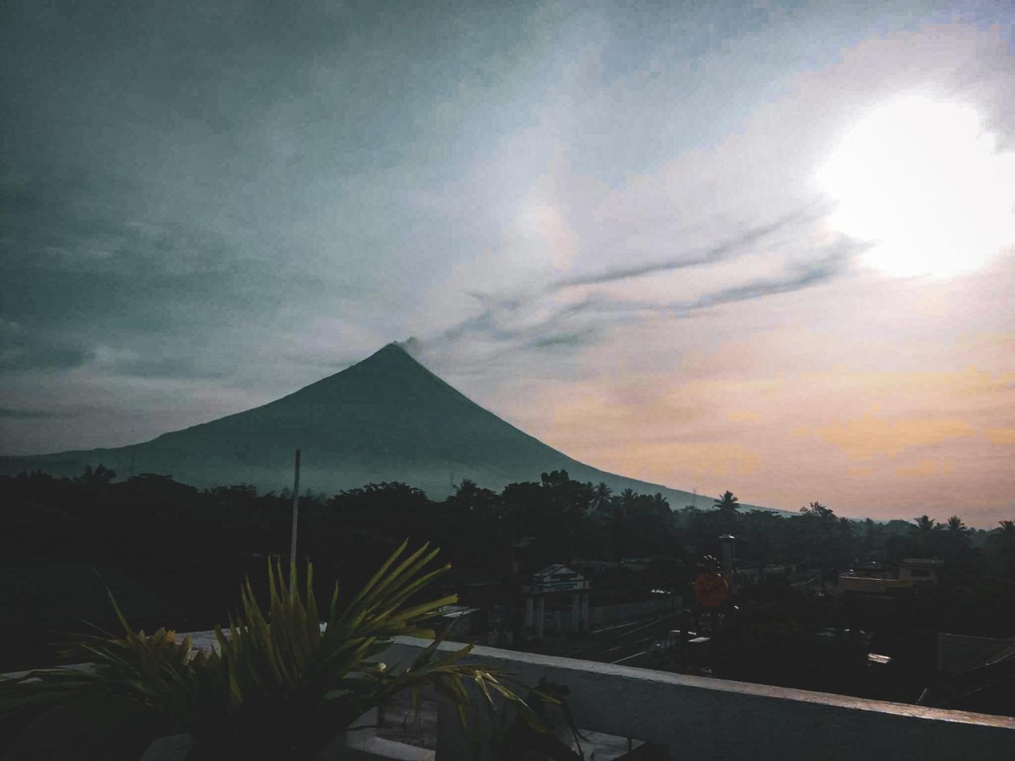 Majestique Hotel Albay Bicol Guinobatan Экстерьер фото